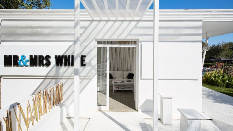 Mr & Mrs White 4*