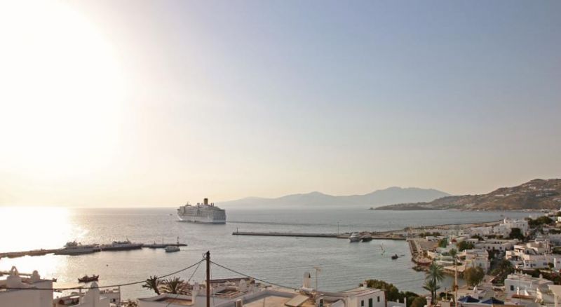 Myconian Inn 2*
