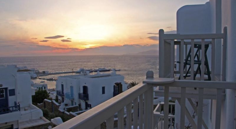 Myconian Inn 2*