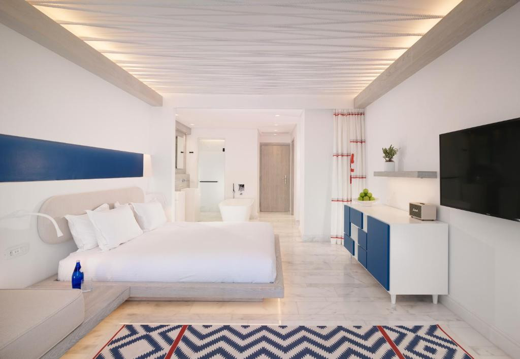 Mykonos Riviera Hotel & Spa 5*