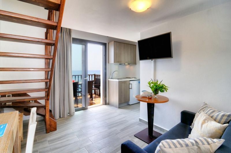 Myrtos Mare Suite 3*