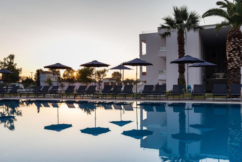Mythic Summer Hotel 4*