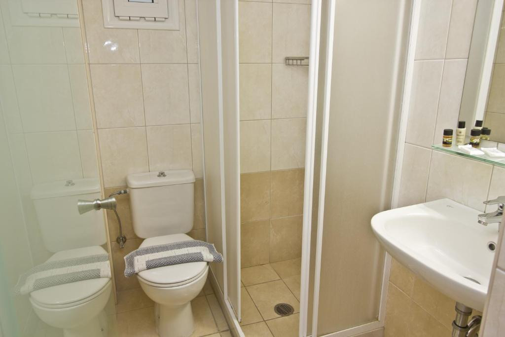 Nafsika Rhodes 2*