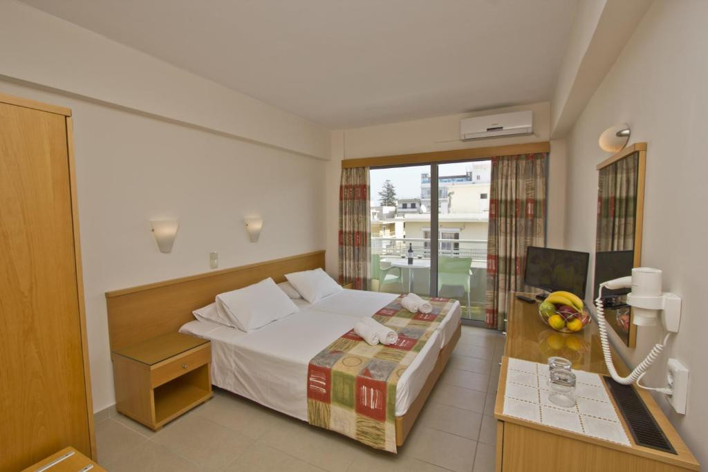 Nafsika Rhodes 2*