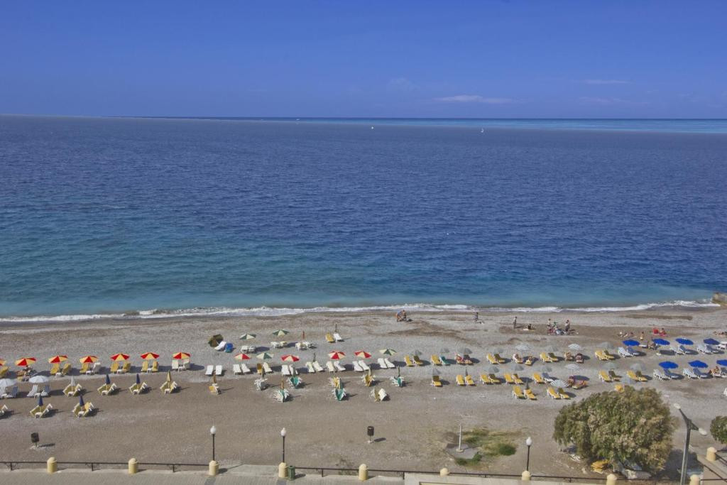 Nafsika Rhodes 2*