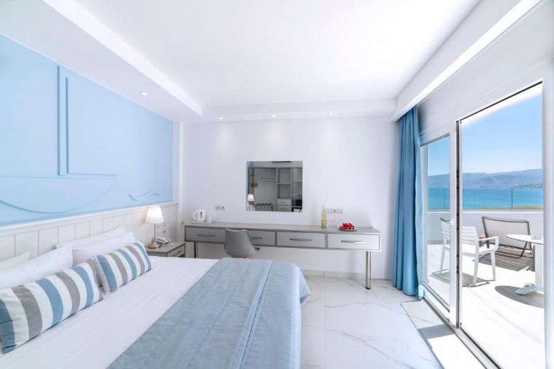 Naiades Marina Hotel 3*