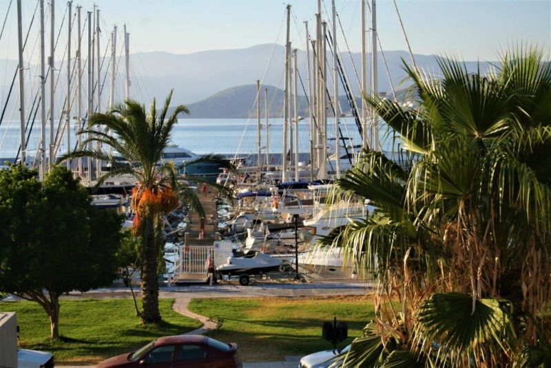 Naiades Marina Hotel 3*