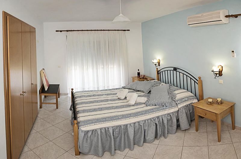 Nephele Apartments 2*