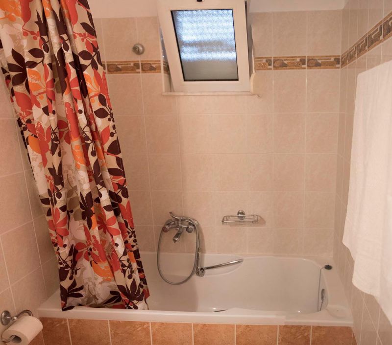Nephele Apartments 2*