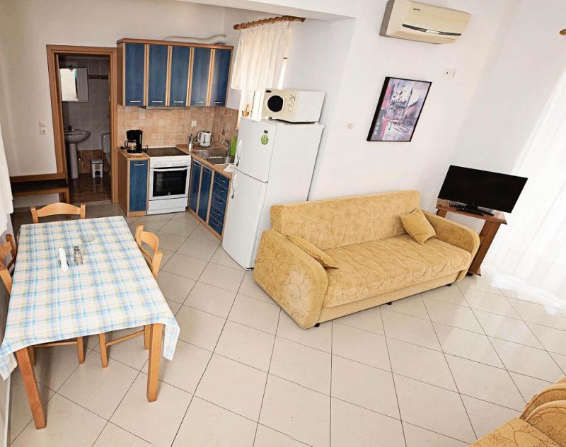 Nephele Apartments 2*