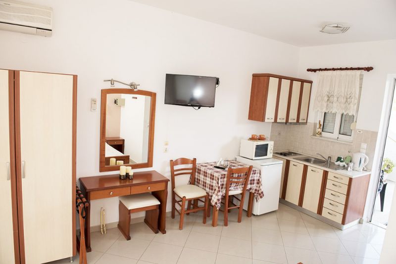 Nephele Apartments 2*