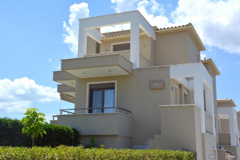 Niovi Boutique Apartment 3*