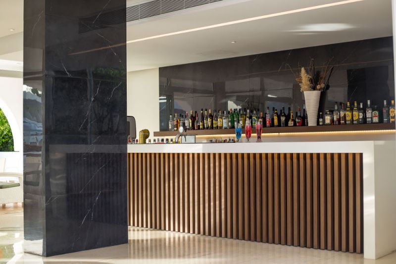 Niriides Hotel 4*