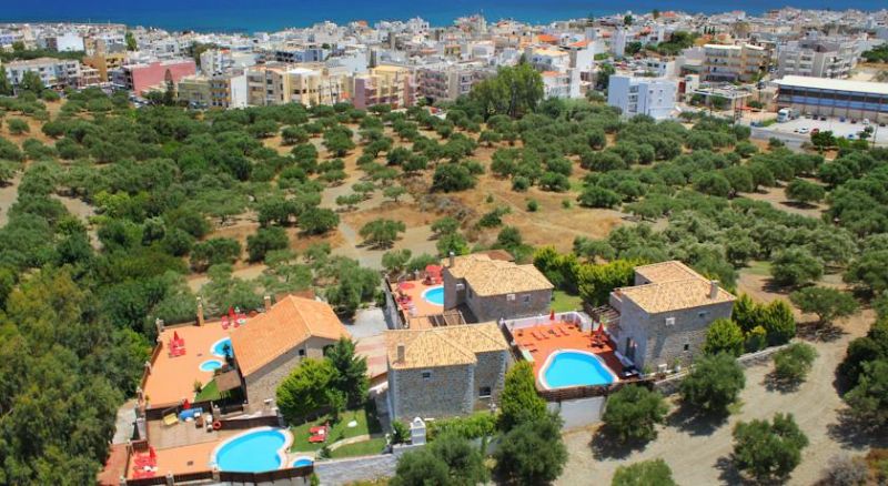 Niriides Villas 3*