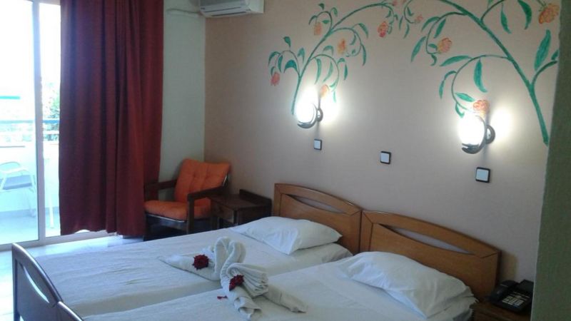 Nirvana Beach Hotel 3*
