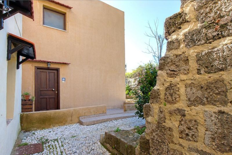 Old Town Villa 3*