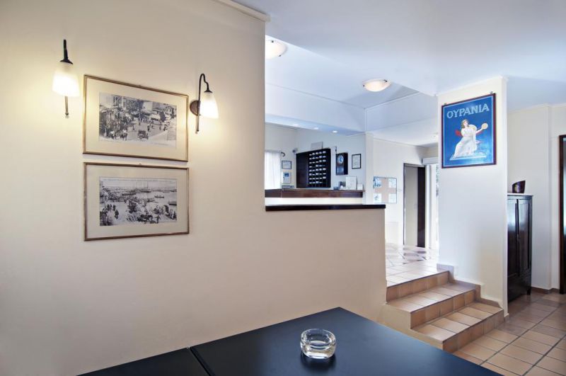 Ourania Apartments 4*