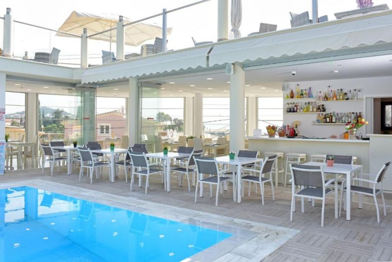 Palapart Gikas Suites & Studios 1*