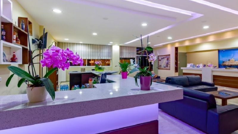 Paleos Apartments 3*