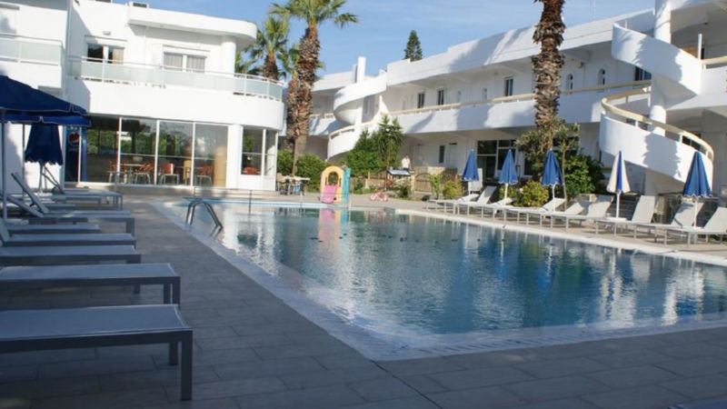 Paleos Apartments 3*
