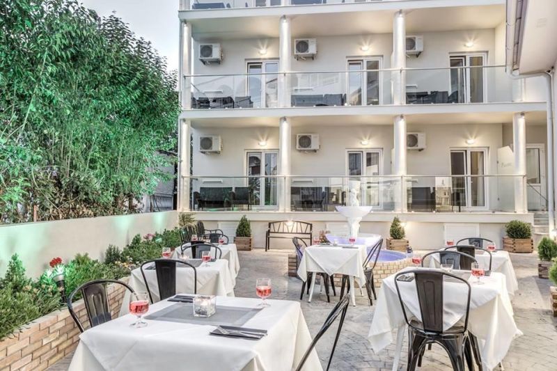 Palotel Luxury 2*