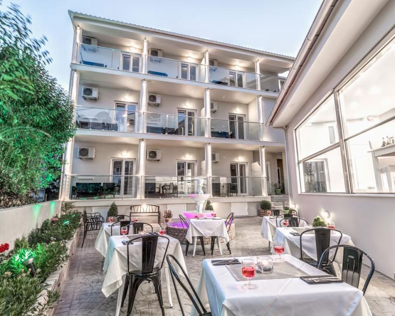 Palotel Luxury 2*