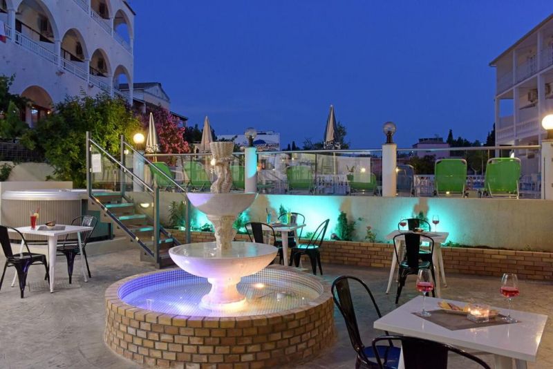 Palotel Luxury 2*