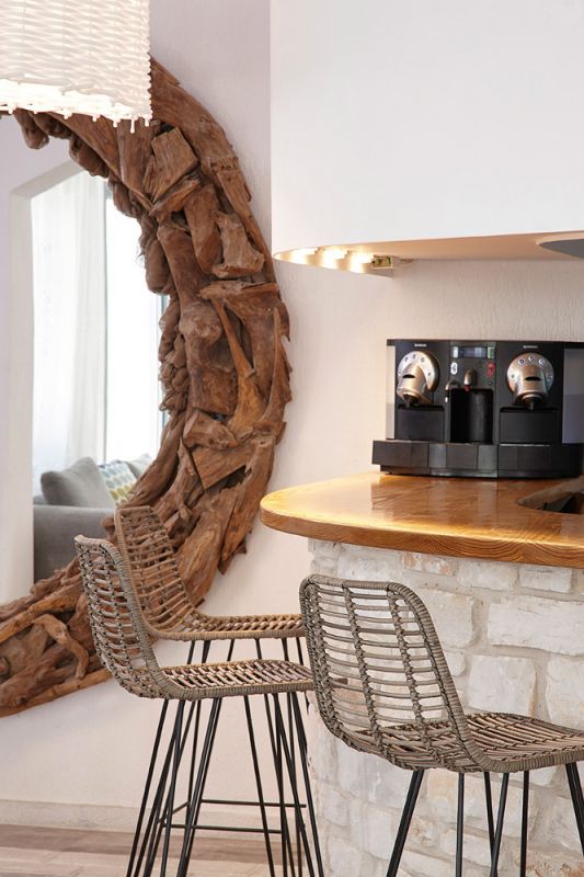 Parian Boutique 4*