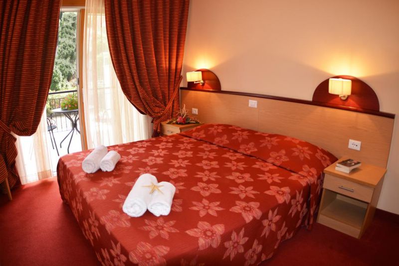 Petros Italos Bed & Breakfast 3*