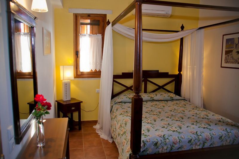 Petroto Villas 3*