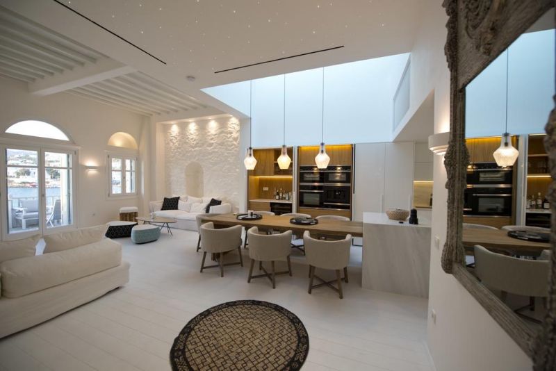 Pnoe Villa 4*