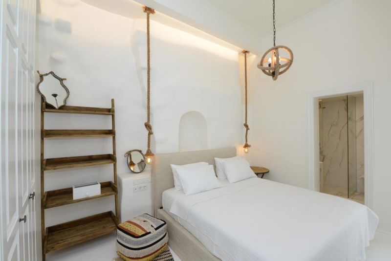 Pnoe Villa 4*