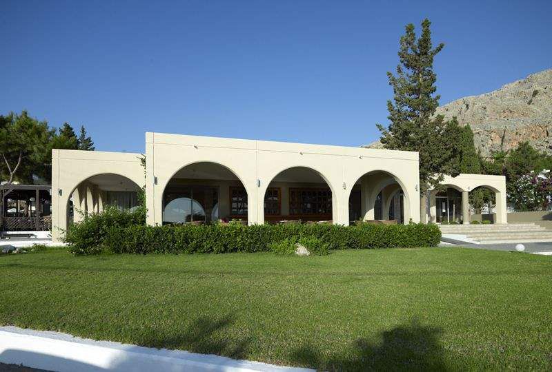 Porto Angeli Beach Resort 4*