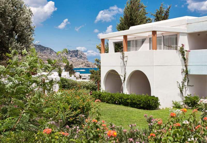 Porto Angeli Beach Resort 4*