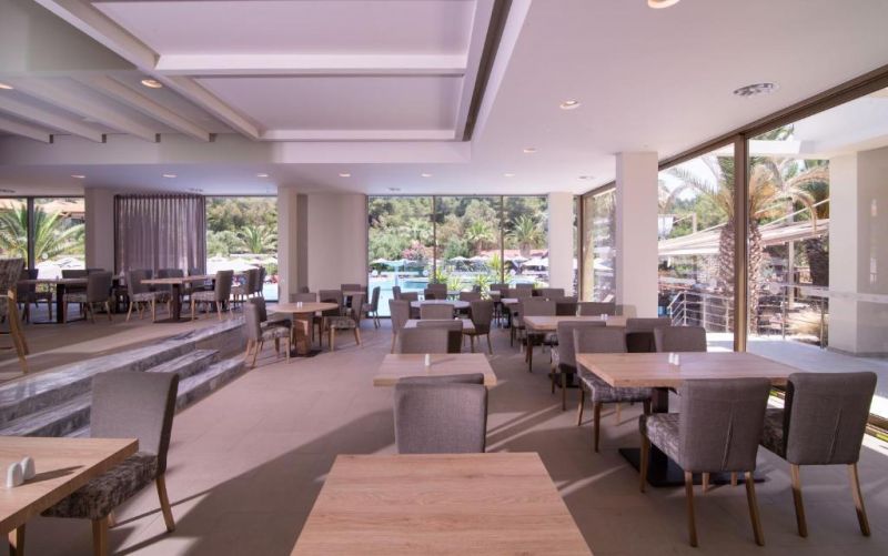 Poseidon Hotel Sea Resort 3*