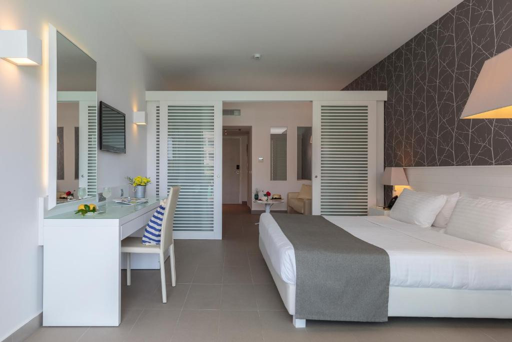 Princess Andriana Resort & Spa 5*
