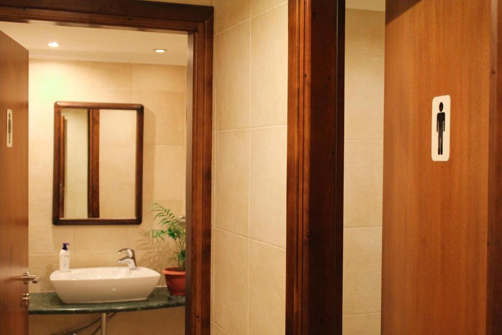 Royal Apt Hotel 2*