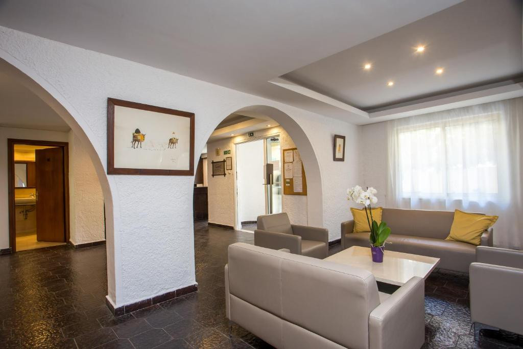 Royal Apt Hotel 2*