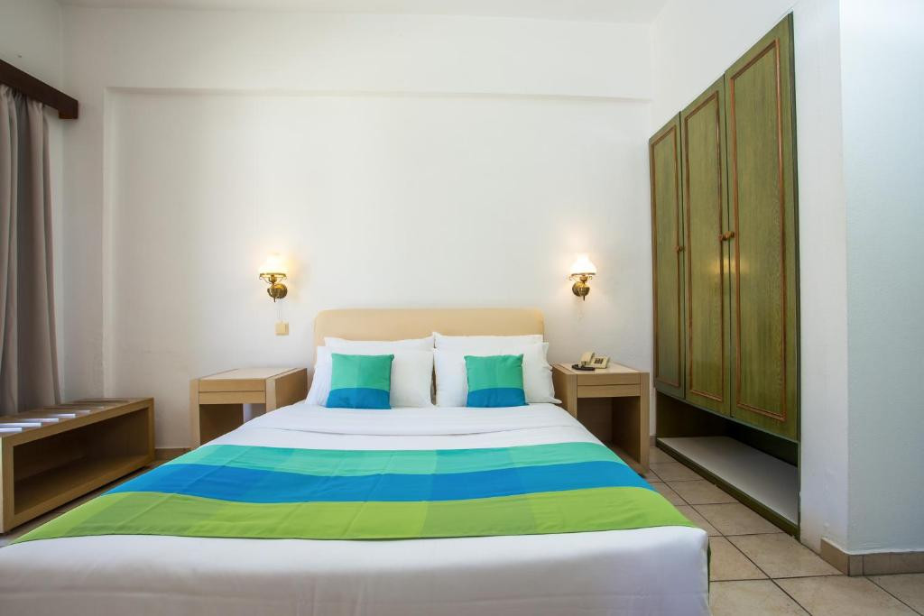 Royal Apt Hotel 2*