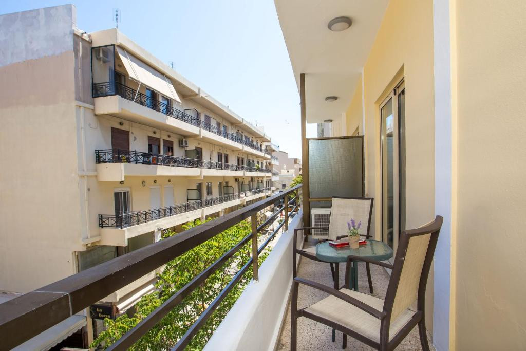 Royal Apt Hotel 2*