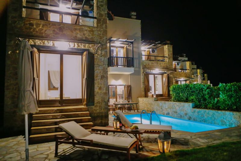 S4 Sani Luxury Residences Villa 2*