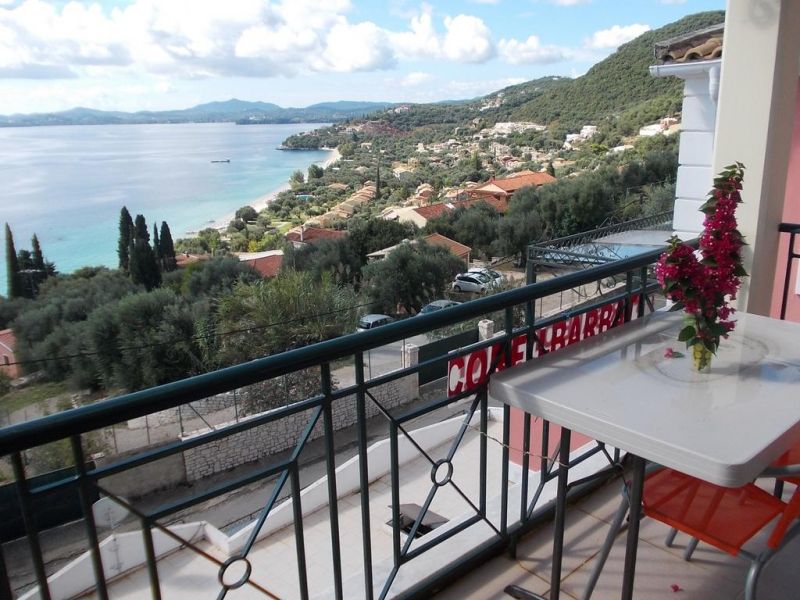 Sarakinos Apartments 3*