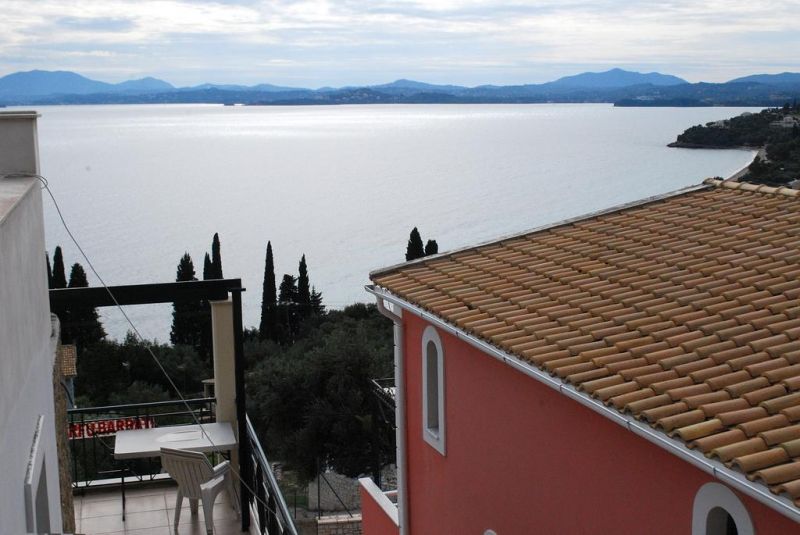 Sarakinos Apartments 3*