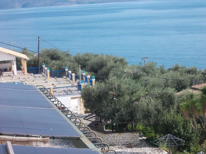 Sarakinos Apartments 3*