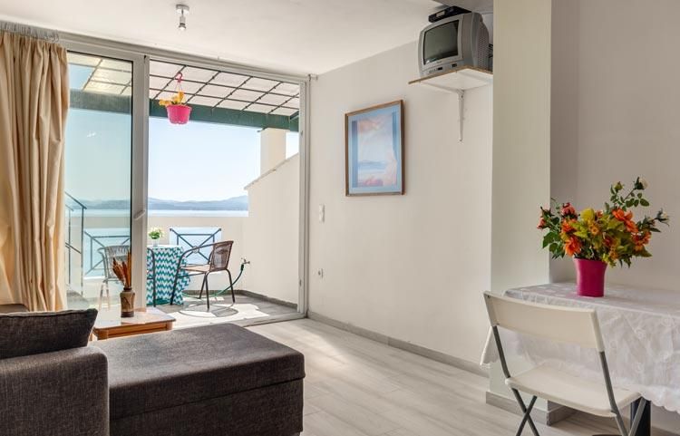 Sarakinos Apartments 3*