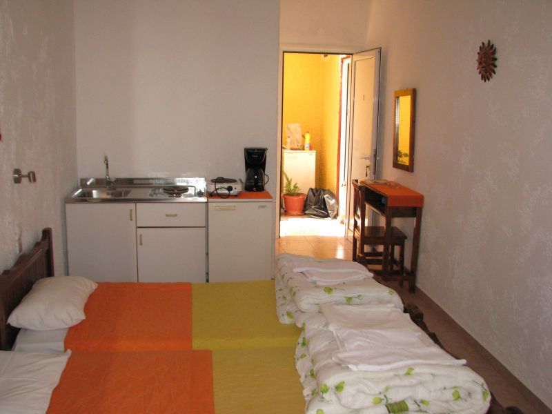 Sarlot Studios 3*