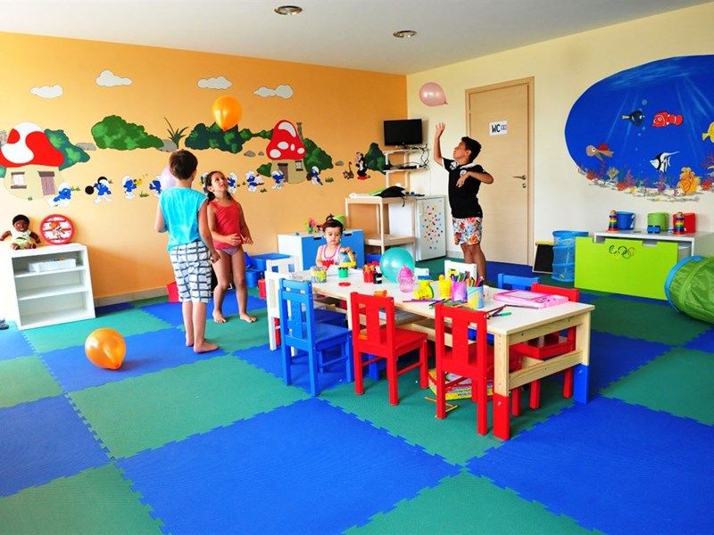 Sonia Village 3*