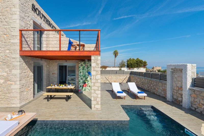 Southrock Villas 4*