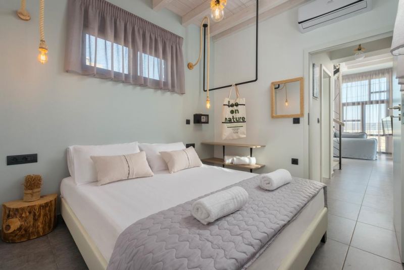 Southrock Villas 4*