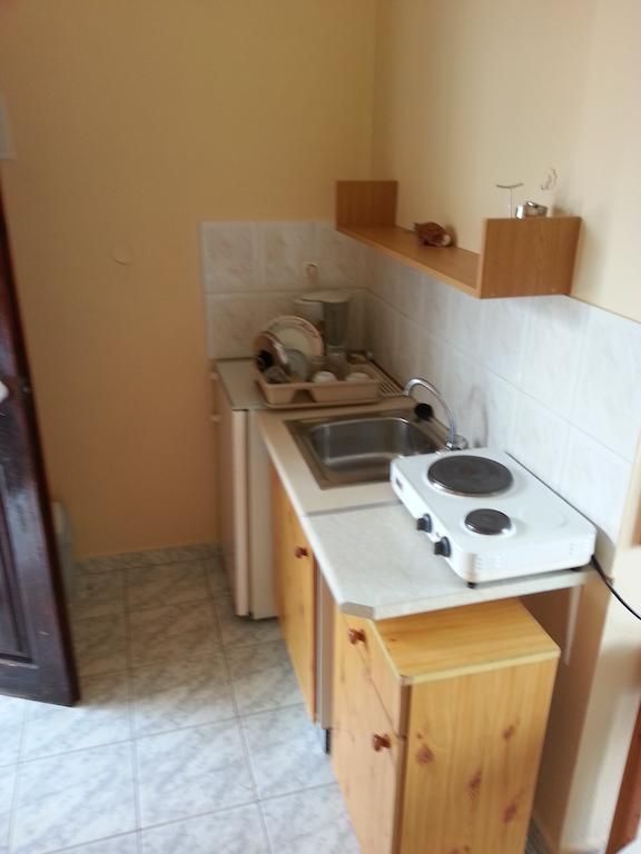 Studio Thodorou 2*